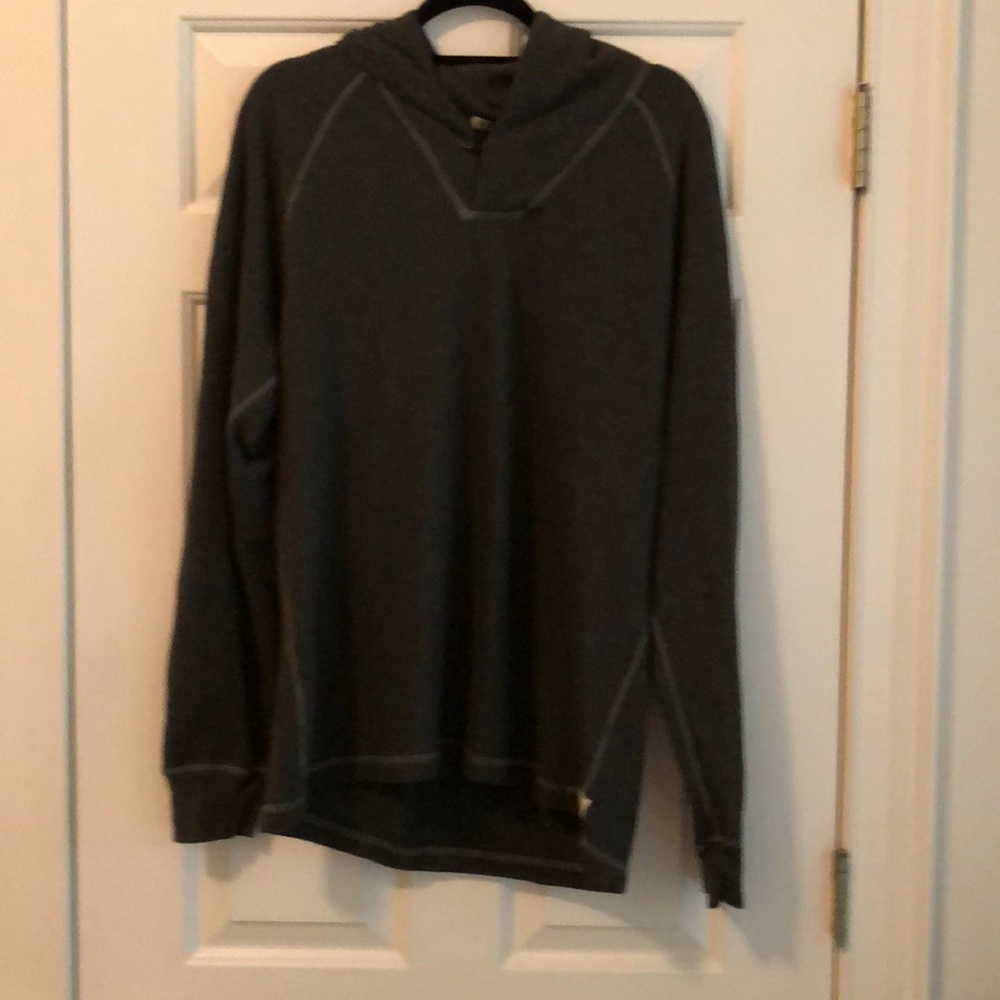 Men’s Agave dark gray sweater.